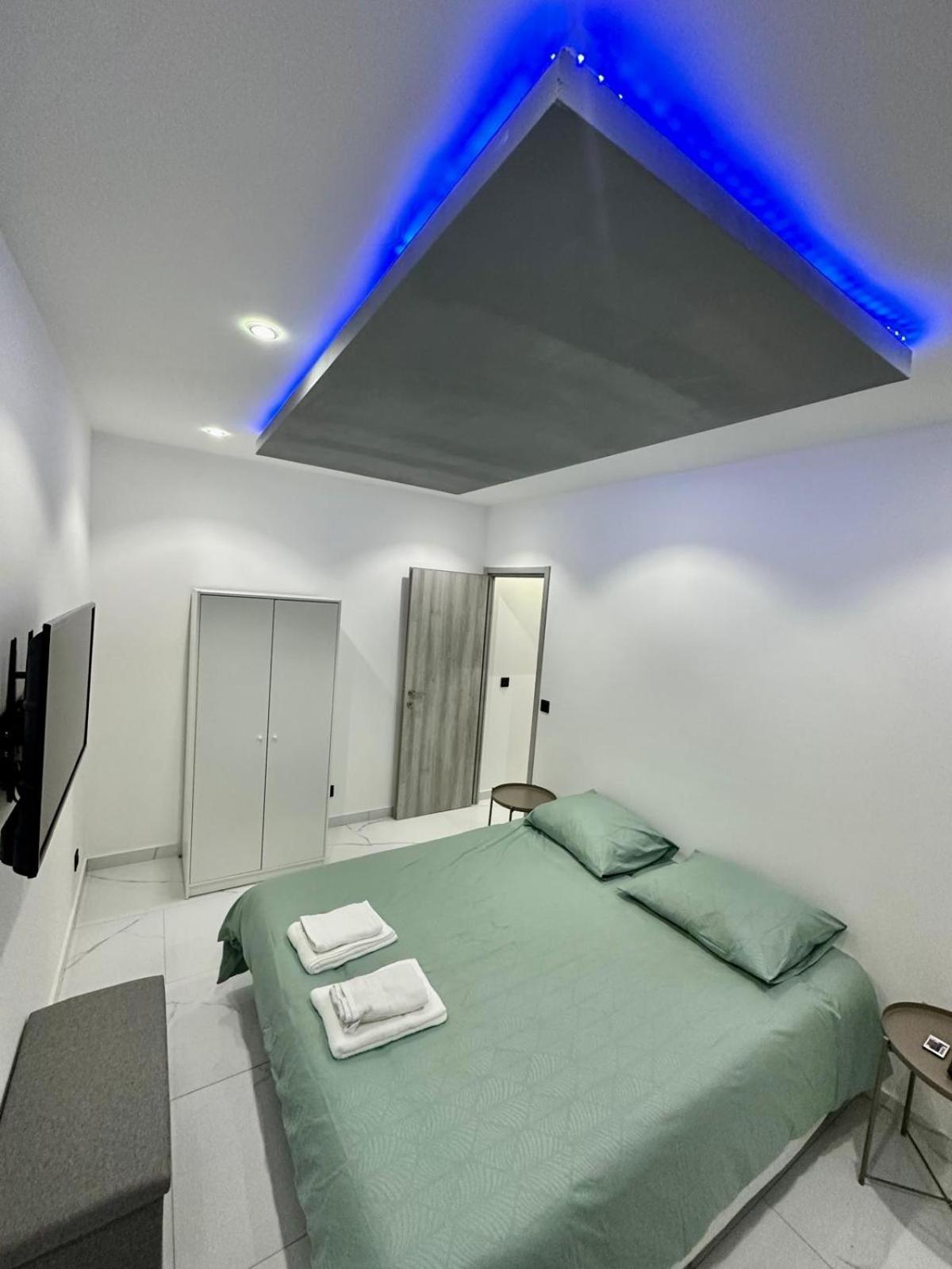 Suite Cosy Chic Saint-Claude Bagian luar foto